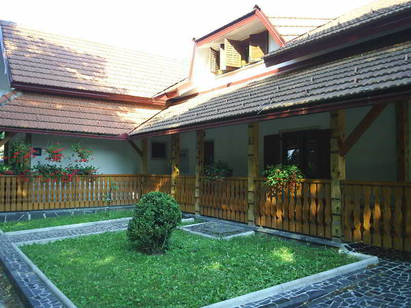 Hotel House Giga Grabovac  Exterior foto